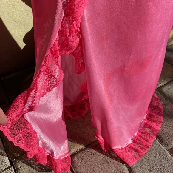 Vintage Lingerie - Picture 7 of 9